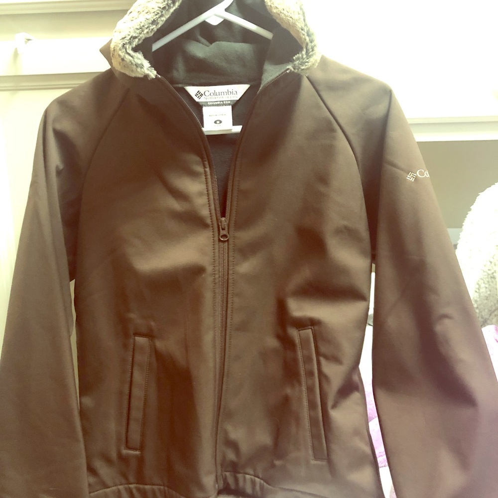 Ladies Columbia Apex jacket with Fur hood